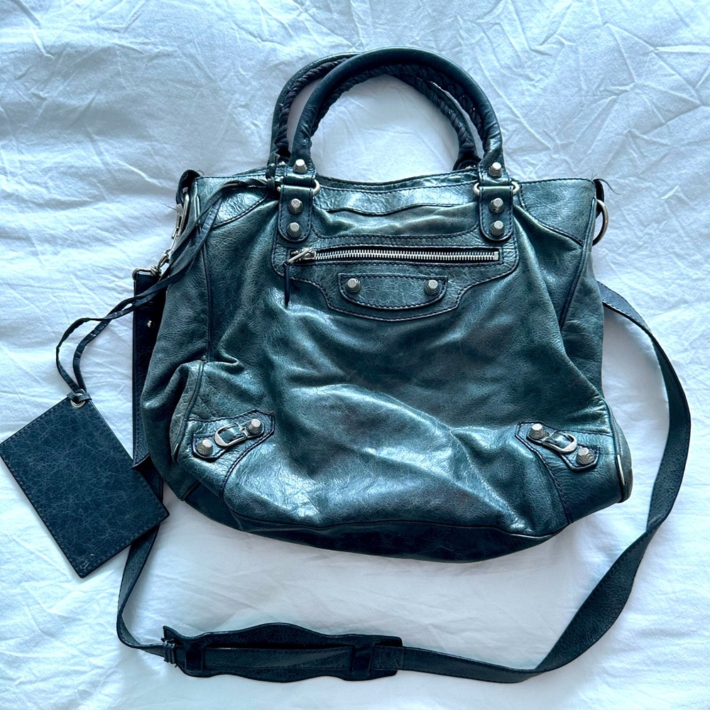 No longer needed but great bag